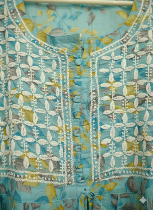 Sky blue floral cotton Chikankari kurti embroidery close up