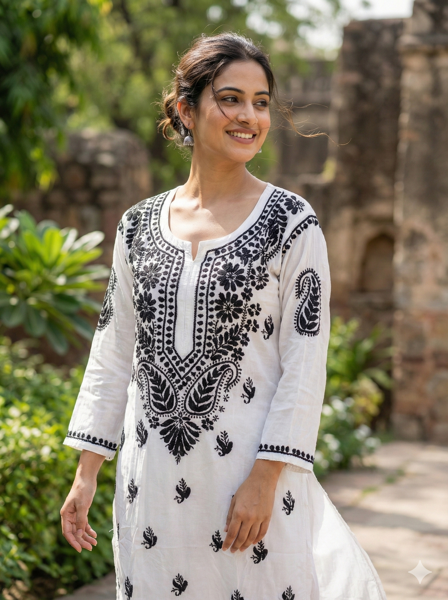 White Modal Chikankari Kurti with Black Embroidery – Handcrafted Lucknowi Kurti | LucknowBestChikankari