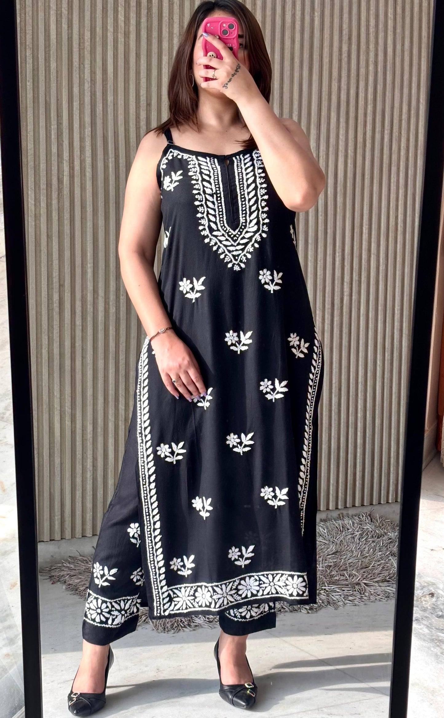 Black Sleeveless Lucknowi Chikankari Kurta Set – Handcrafted Elegance